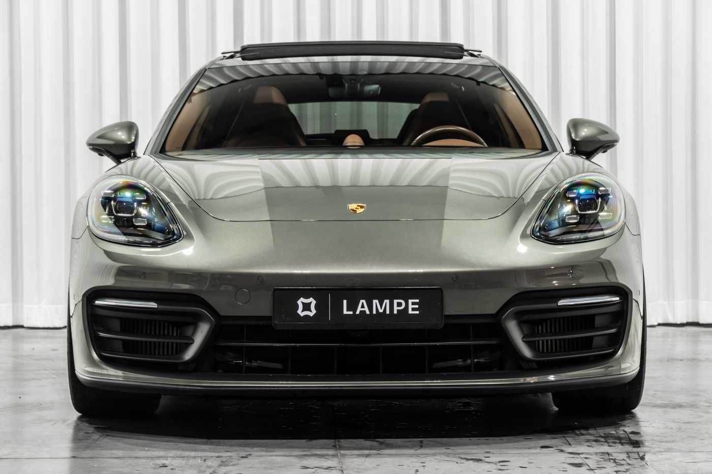 Porsche Panamera 4 E-Hybrid Sport Turismo Cohiba Brown L imagem 2