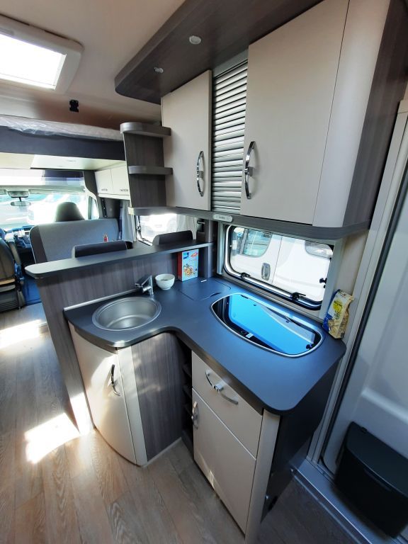 Fahrzeug Übersicht 11 Fahrzeugabbildung Hobby Optima ONTOUR T65 HKM Verfüg./GFK/DuoControl/XPS