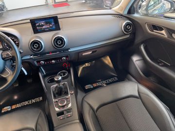 Audi A3 ambiente *BI-XENON*NAVI*TEMPOMAT*SZHZ*KLIMA*