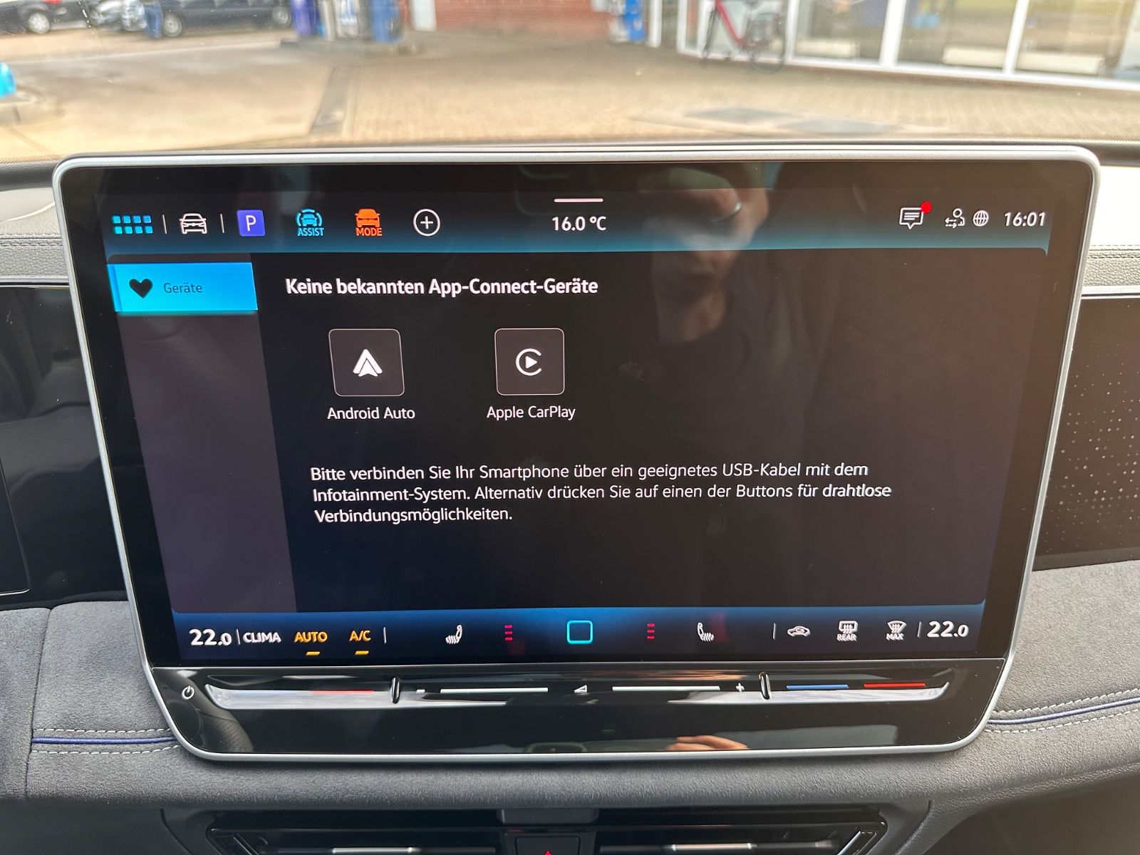 Fahrzeugabbildung Volkswagen Tiguan R-Line 2.0 TDI DSG Black/Pano/Matrix/AHK