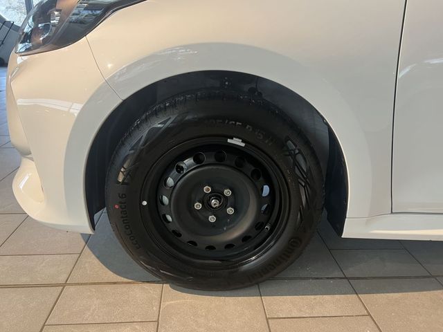 Toyota Yaris Hybrid 116 1.5 VVT-i Business Edition