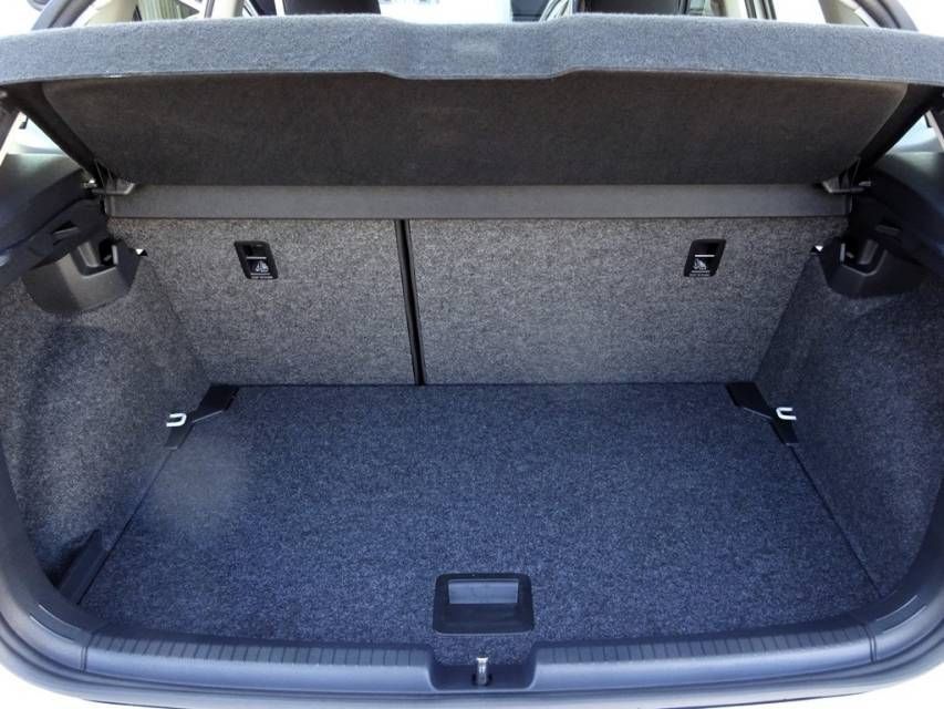 Fahrzeugabbildung Volkswagen Polo  VI  1.0 Trendline/Klima/Sitzheizung