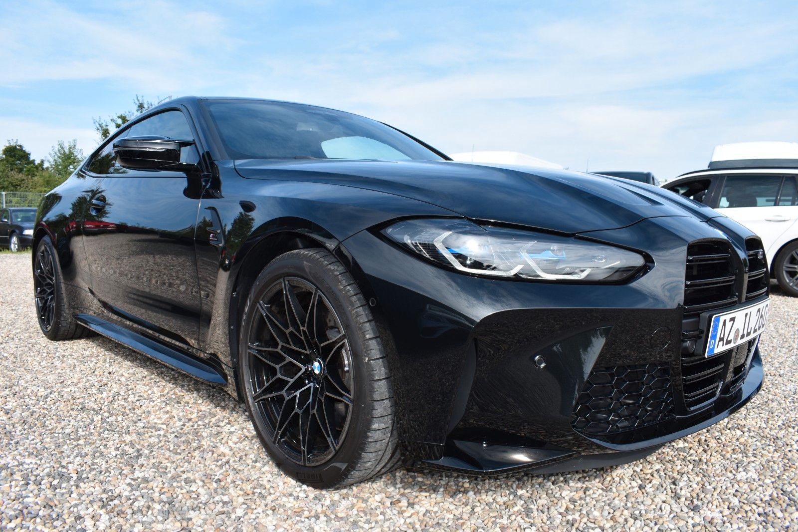 Fahrzeugabbildung BMW M4 Coupe xDrive Competition