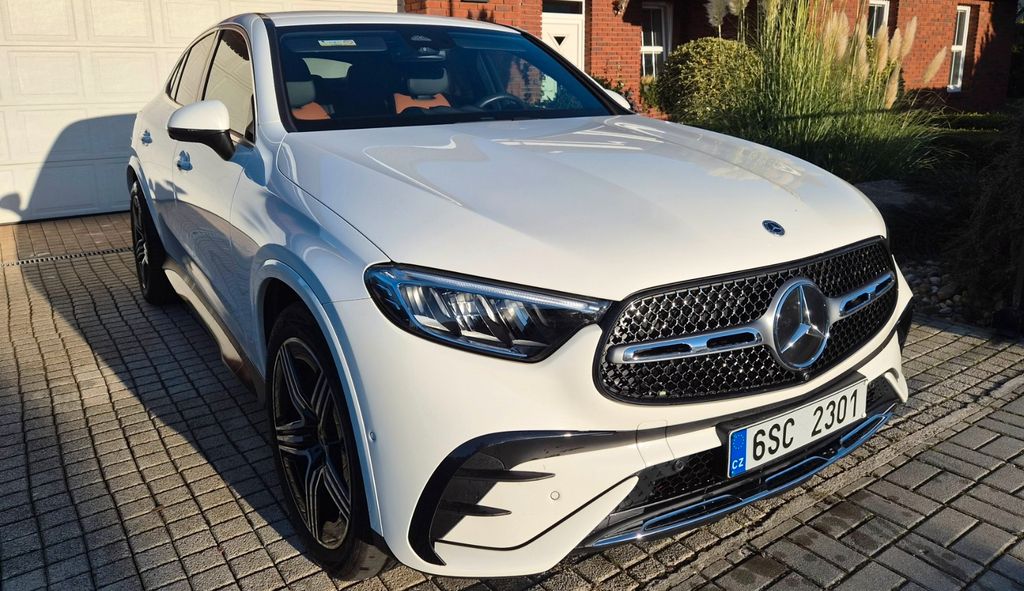 Image of Mercedes-Benz GLC 200