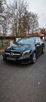 Mercedes-Benz GLA 45 AMG 4MATIC DCT AMG - Mercedes-Benz GLA 45 AMG von privat