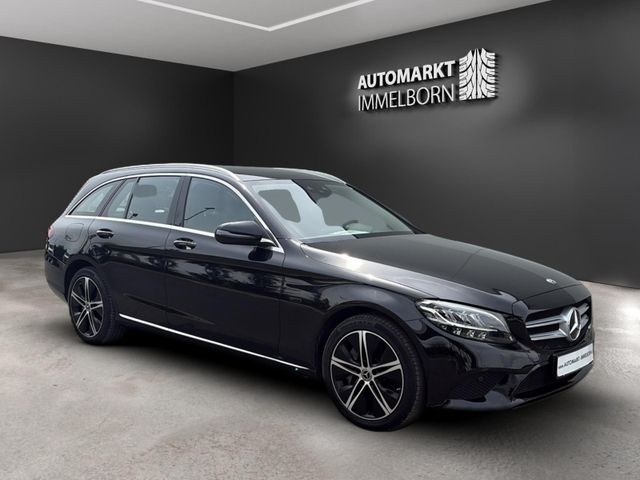 MERCEDES-BENZ C 300 de T Kamera*Distro*18*LED*Leder*DAB*Navi