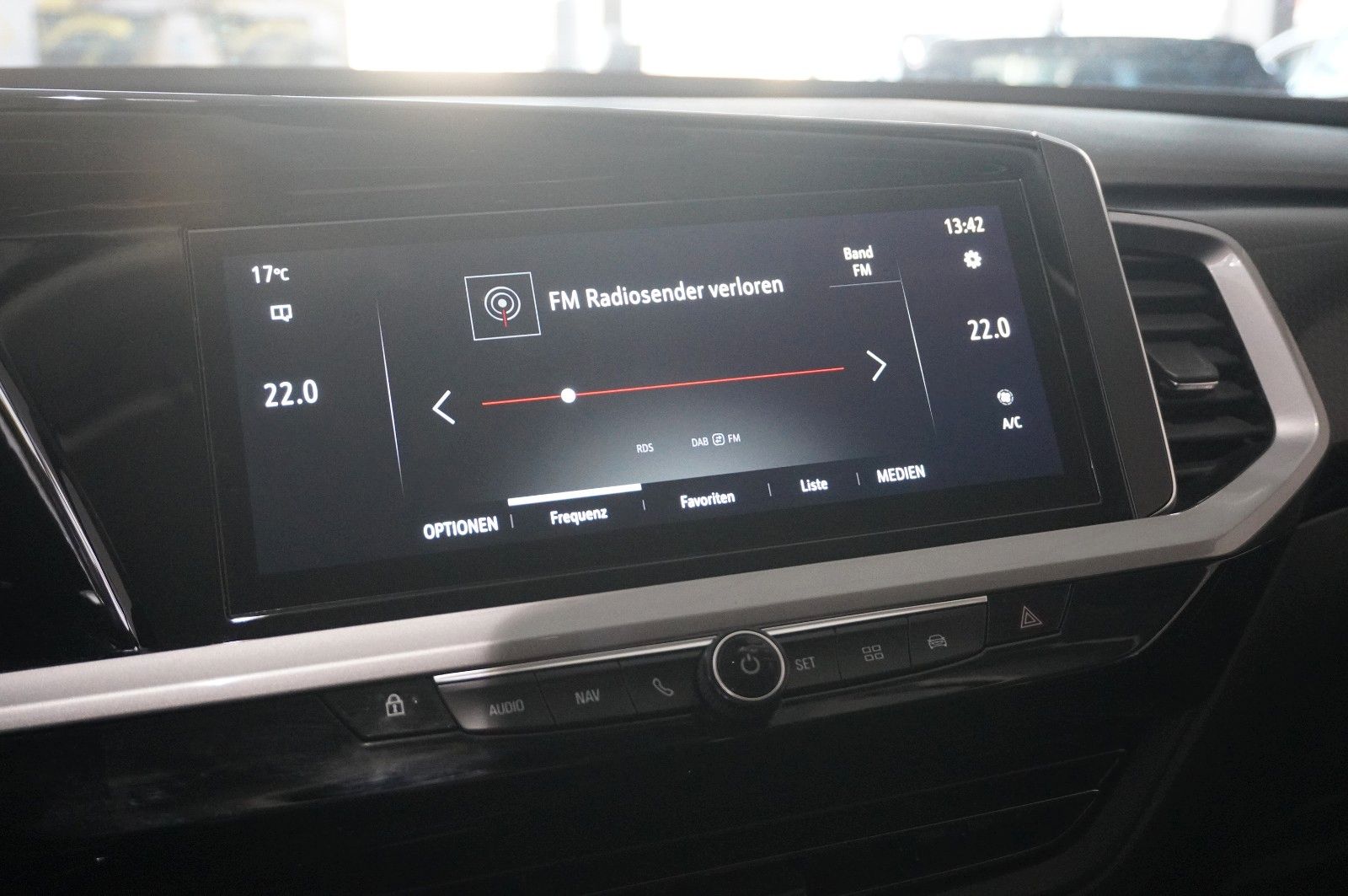 Fahrzeugabbildung Opel Grandland (X) 1.2T GS SPORT NAVI/LED/KAMERA/VIRT