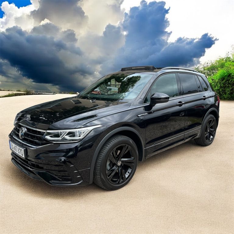 Volkswagen Tiguan 2.0 TDI DSG 4M Black & R-Line PANO LEDER