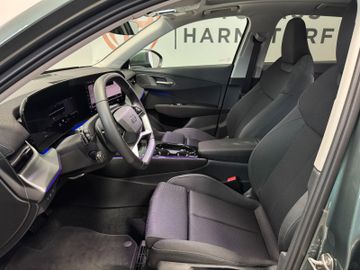 Audi Q3 TFSI 110 kW AHK*StHz*Panodach*