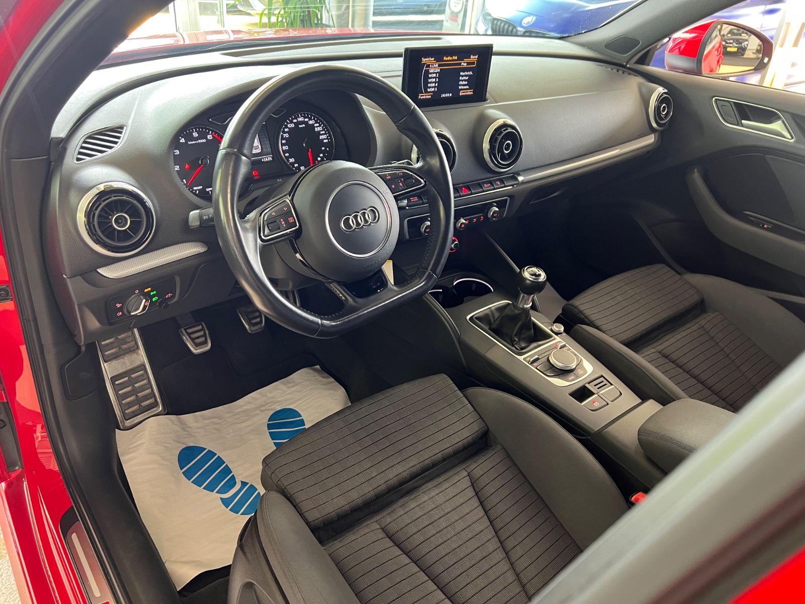 Fahrzeugabbildung Audi A3 Sportback ultra S line Sport *LED/MATRIX*
