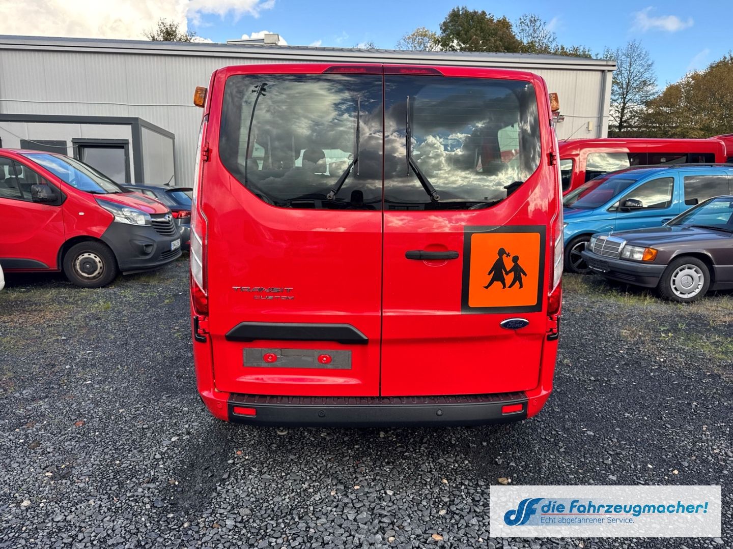 Fahrzeugabbildung Ford Transit Custom Tourneo 320 L1 Trend *EXPORT *26