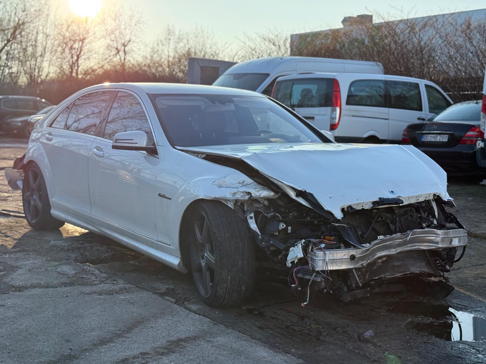 Mercedes-Benz S 63 AMG L*Schiebedach*Nachtsicht*Massage*Voll*