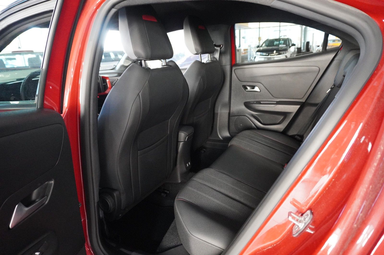 Fahrzeugabbildung Opel Mokka GS SPORT 1.2T NAVI/LED/KAMERA/SPORT/DAB+