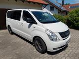 Hyundai H-1 Starex Grand - weiße Hyundai H-1 Starex