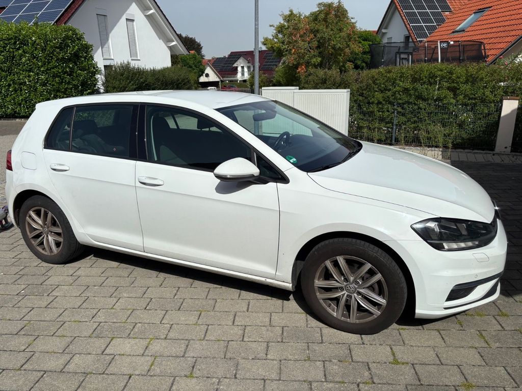Image of Volkswagen Golf