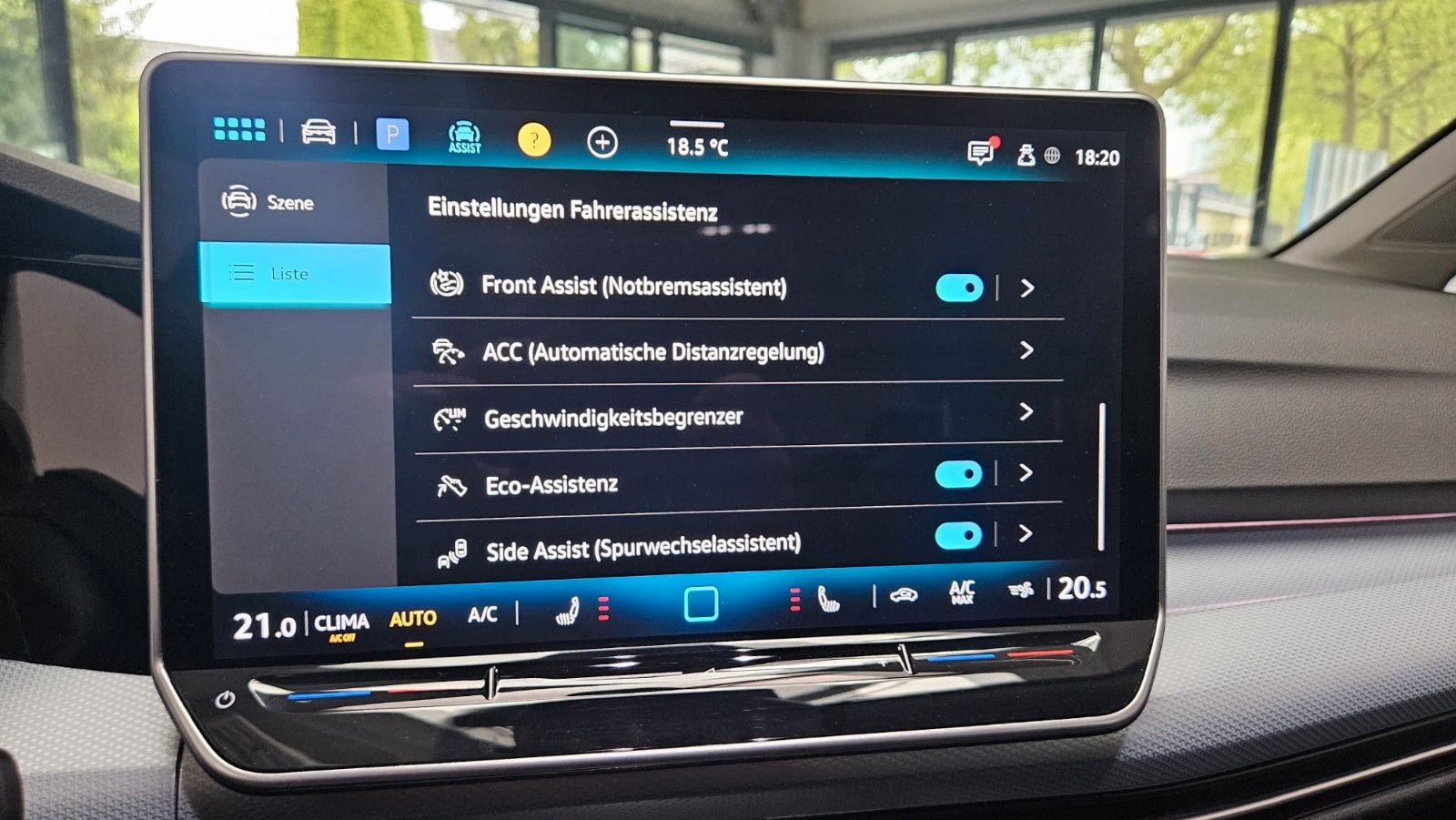 Volkswagen Golf VIII Lim 1.5 eTSI Goal DSG Navi DiscoverPRO foto 25