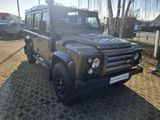 Land Rover Defender 110 Rough Station Wagon 1. Hand 7-Sitze - Land Rover Defender: Sitze