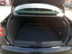 Fahrzeugabbildung A4 Ambiente quattro 3.0 TDI DPF S line Leder Sou