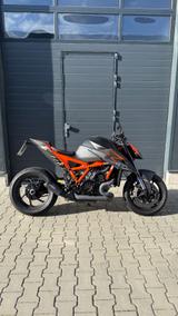 KTM 1290 Super Duke R EVO 2023 - KTM 1290 Super Duke R EVO