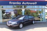 Renault Laguna II Emotion - Renault Laguna mit Benzin-Antrieb: Limousine