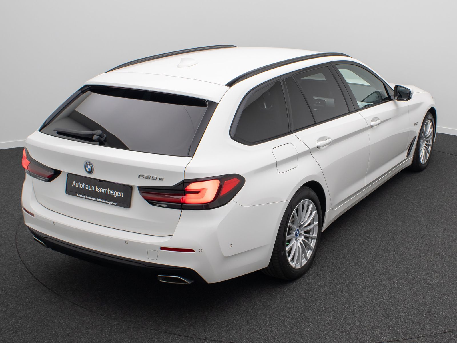 Fahrzeugabbildung BMW 530e 360°Laser HUD DAB HiFi Komfort Alarm Sport