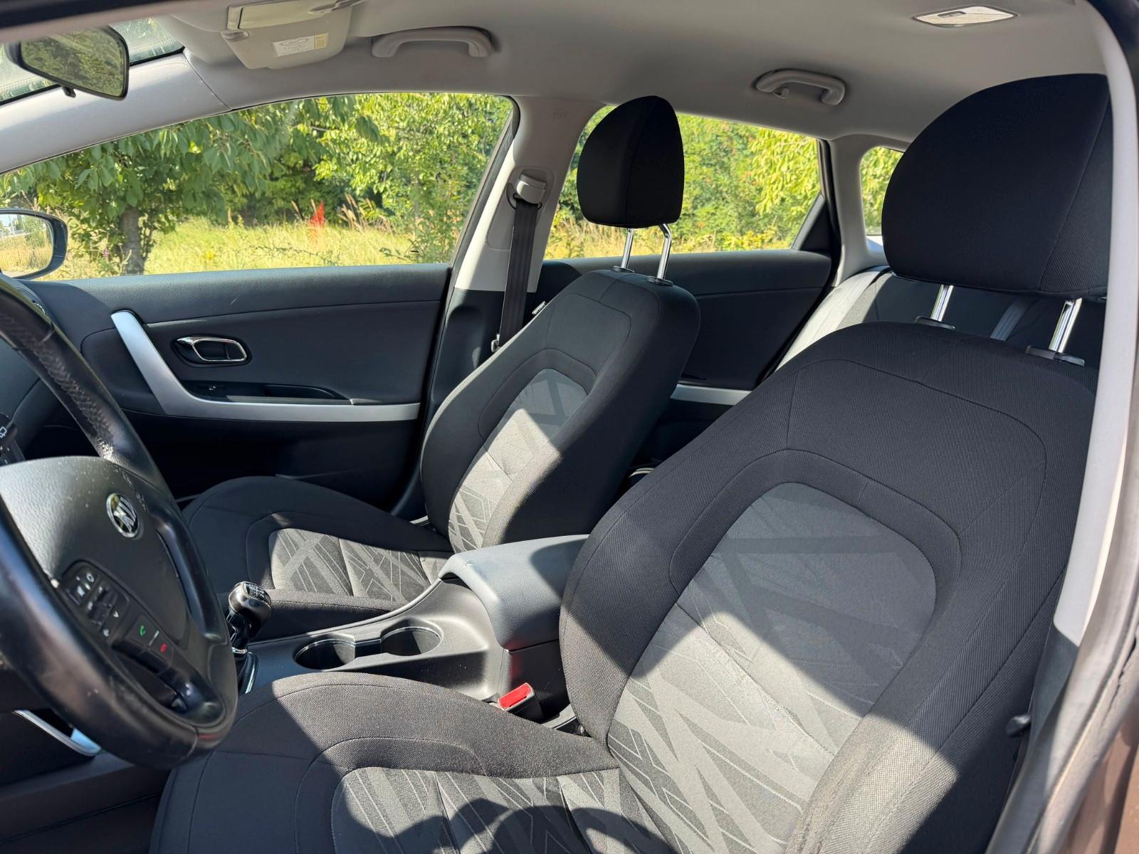 Kia Ceed Sportswagon Attract*R-Kamera*Navi*PDC*