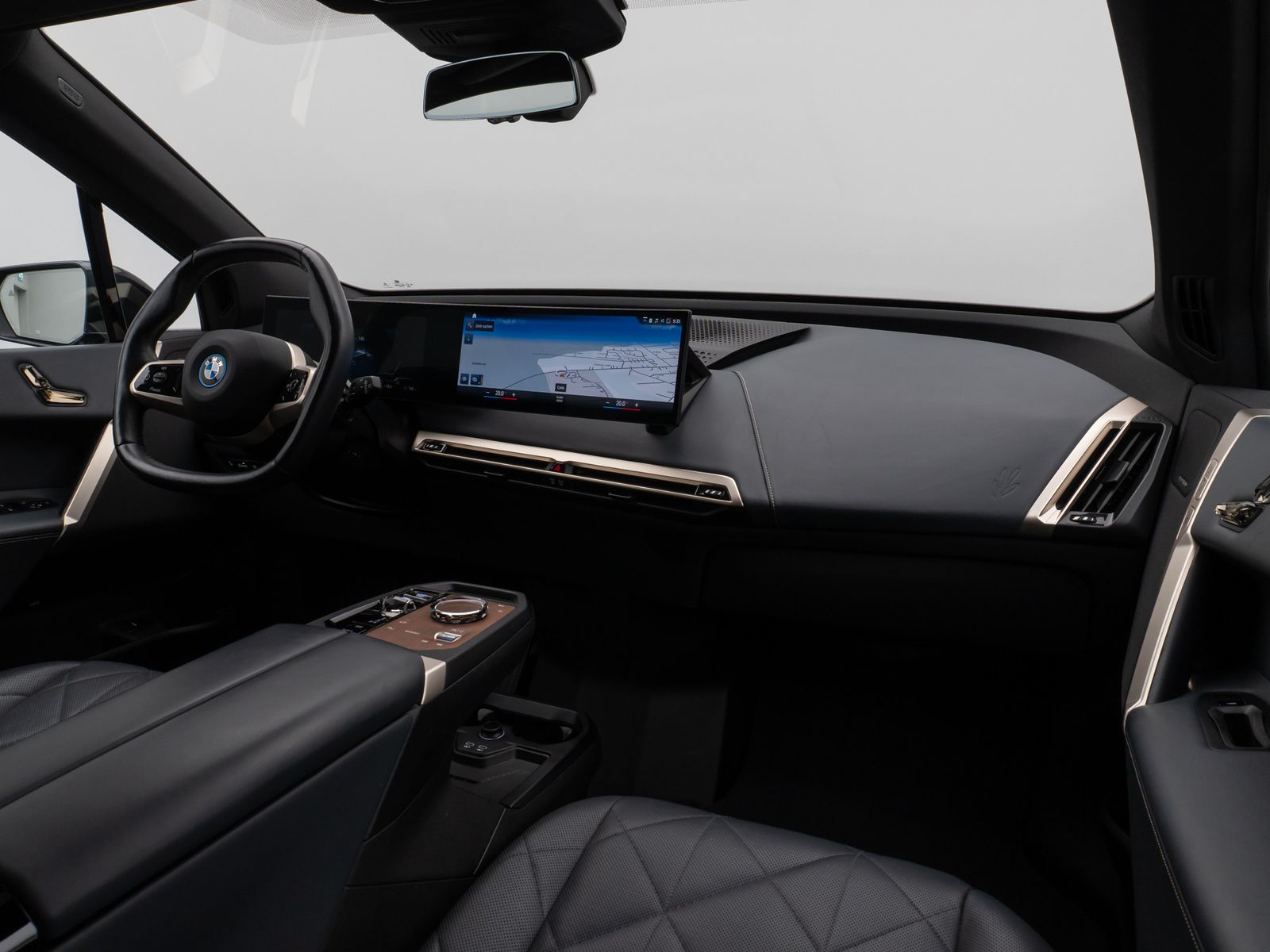 Fahrzeugabbildung BMW iX xD40 Panorama 360°DAB H/K Laser ACC AHK Sport