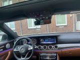 Mercedes-Benz E 200 E -Klasse Lim. E 200 - Mercedes-Benz E 200 mit Benzin-Antrieb: Leder, Schiebedach