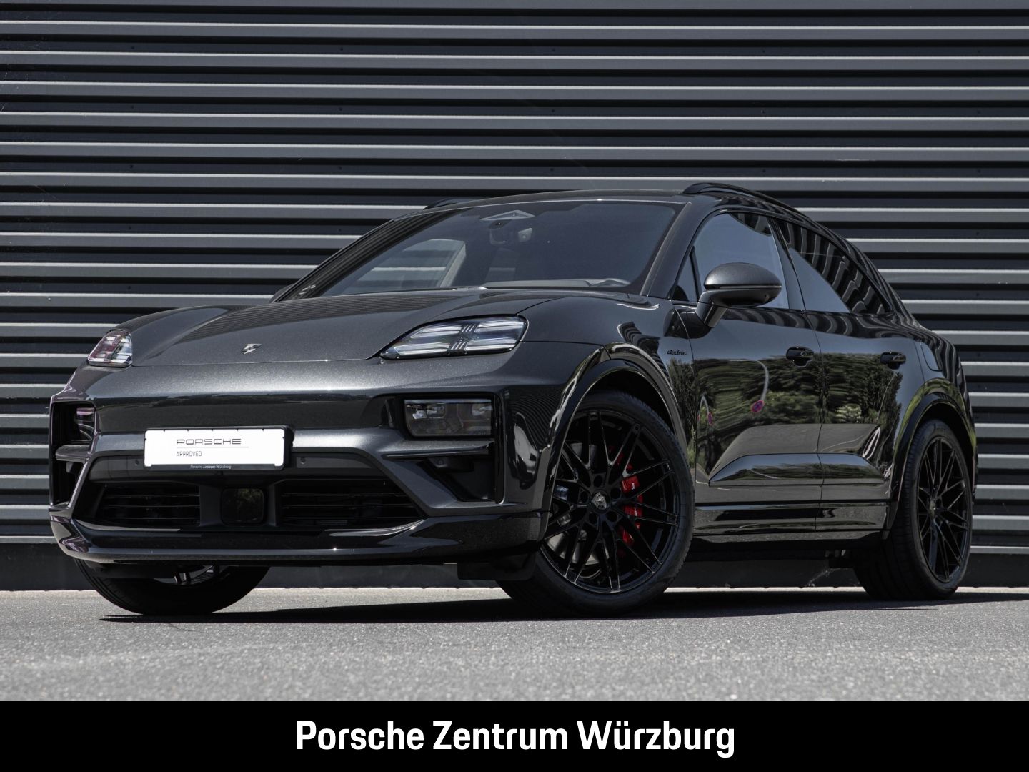 Porsche Macan Turbo HA-Lenkung Head-Up Surround-View
