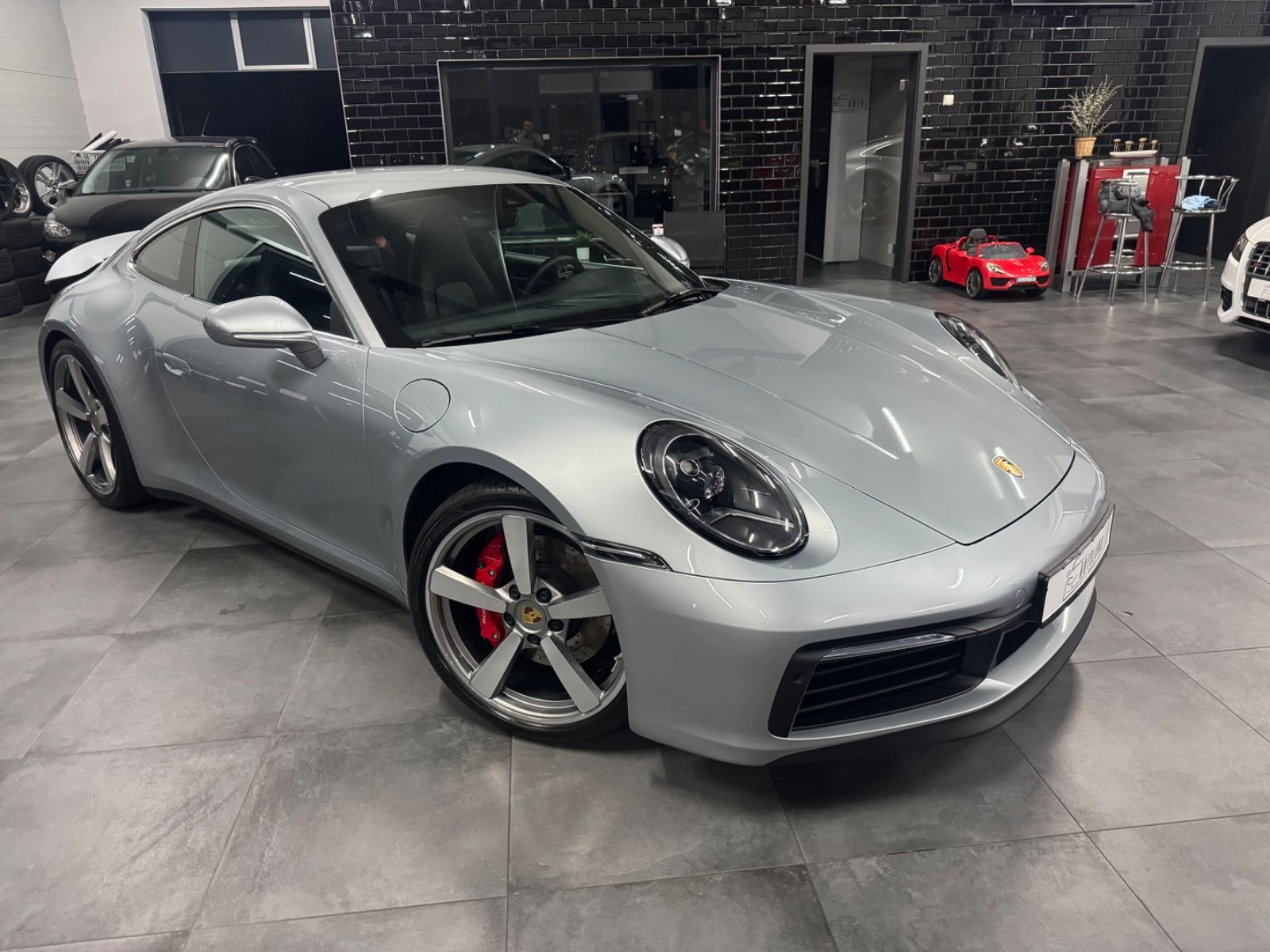 PORSCHE 992 Carrera S