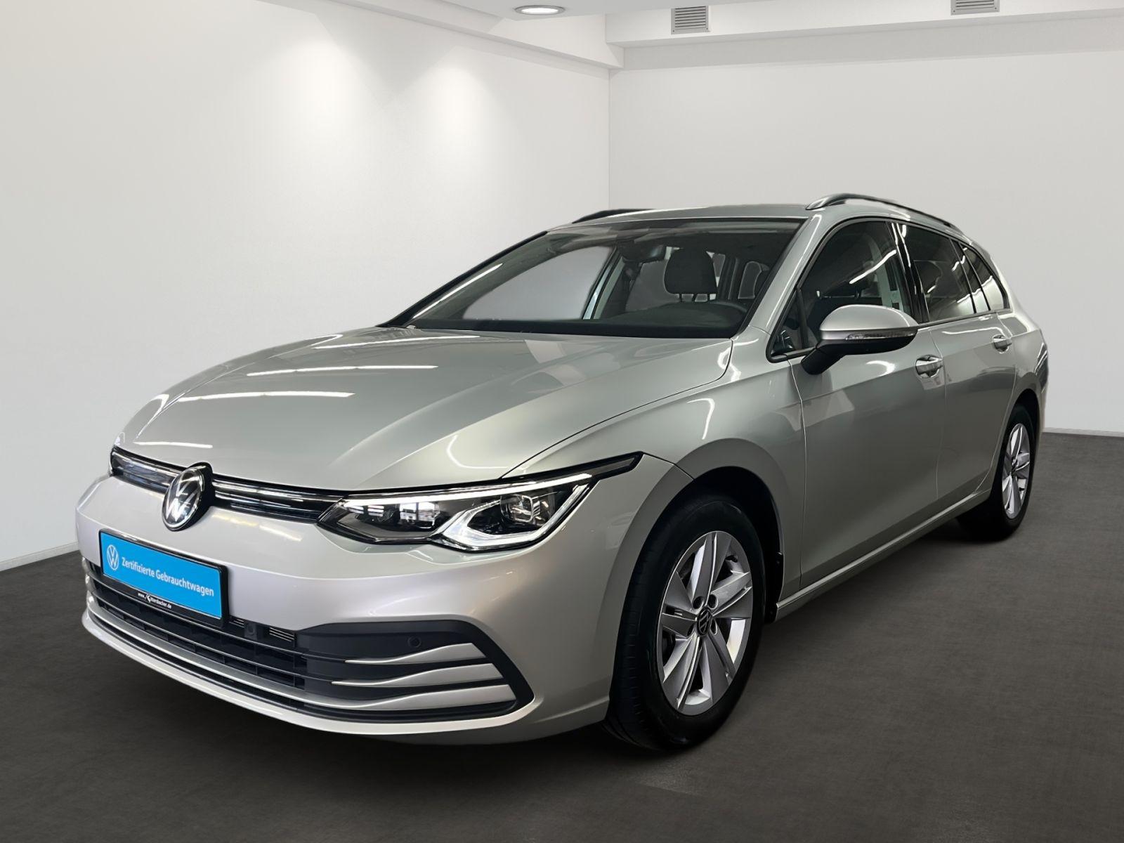 Volkswagen Golf VIII Variant 1.5 eTSI Life DSG Navi LEDPlus
