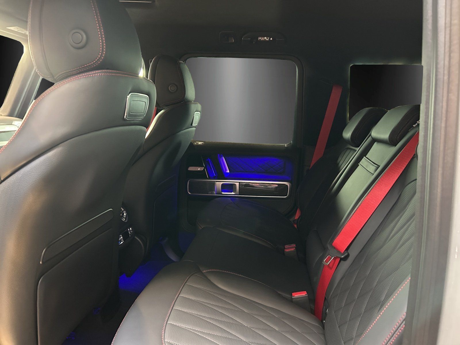 Fahrzeugabbildung Mercedes-Benz G 63 AMG 4x4 VOLL! Carbon NIGHT Superior TV Burm