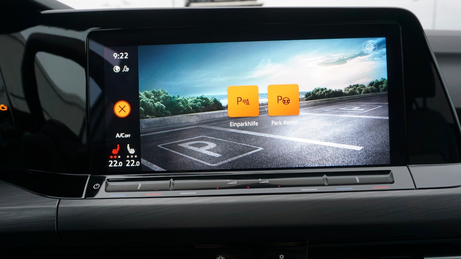 Fahrzeugabbildung Volkswagen Golf VIII Variant Style, Navi,LED,HUD,Kamera +WR