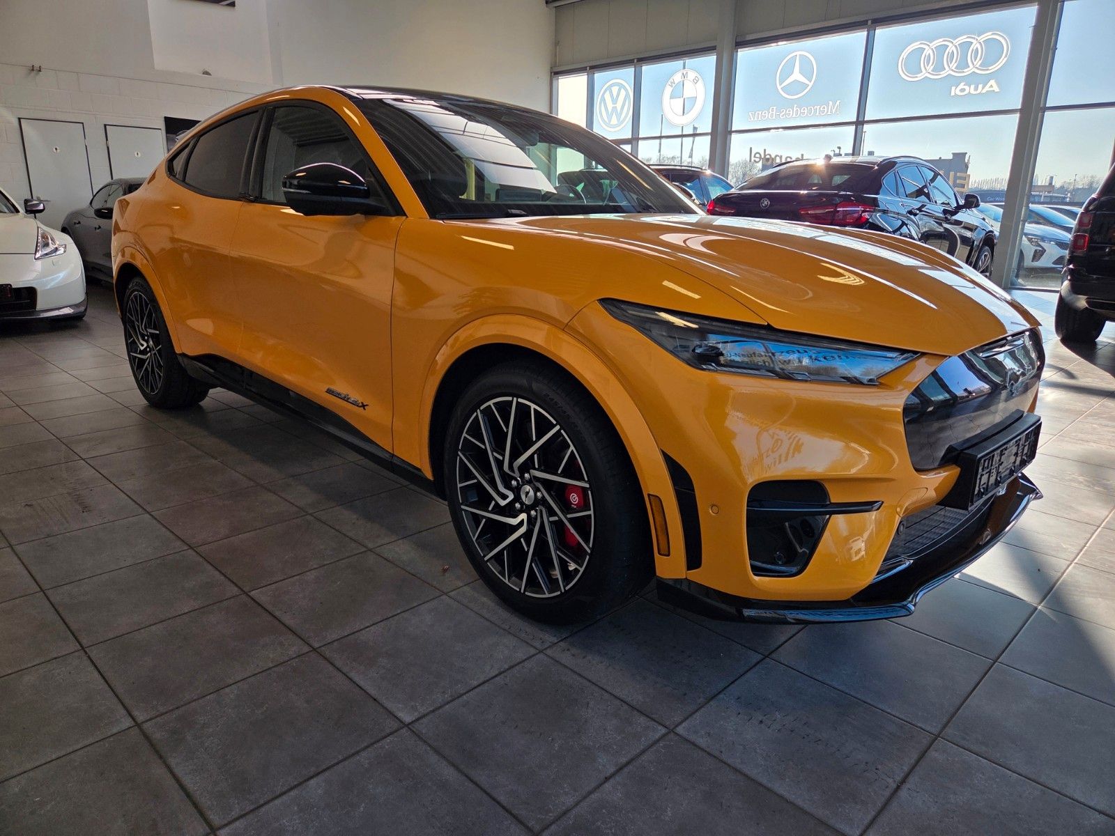 Fahrzeugabbildung Ford Mustang Mach-E GT AWD