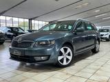 Skoda Octavia Combi Elegance*BI-XENON*ACC*NAVI*AUTOMA* - Skoda Octavia: Combi Elegance