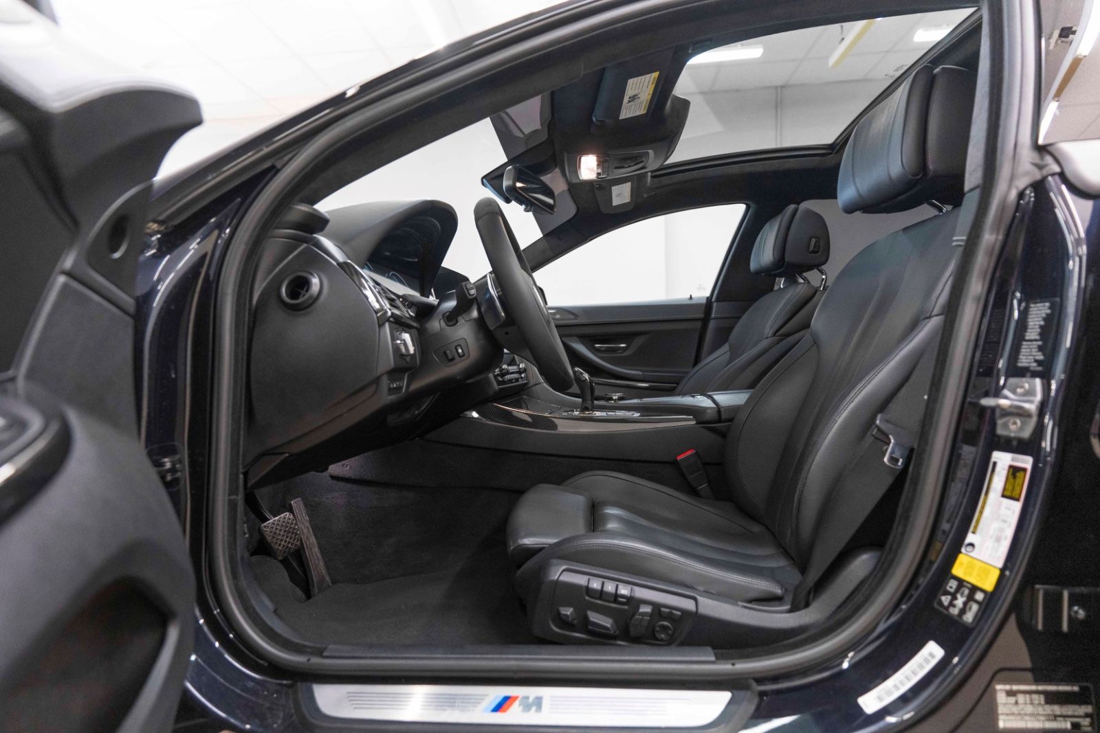 Fahrzeugabbildung BMW 640i xDrive GC M-SPORTPAKET HUD LED H&K