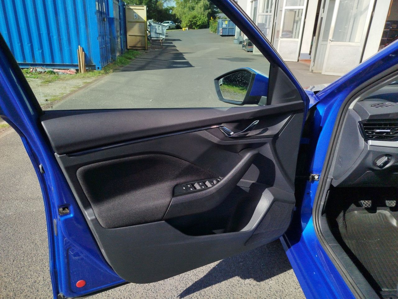Fahrzeugabbildung SKODA Kamiq Ambition 1.0 TSI AHK