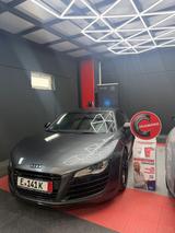 Audi R8 4.2 V8 FSI quattro R tronic - Audi R8: Aud