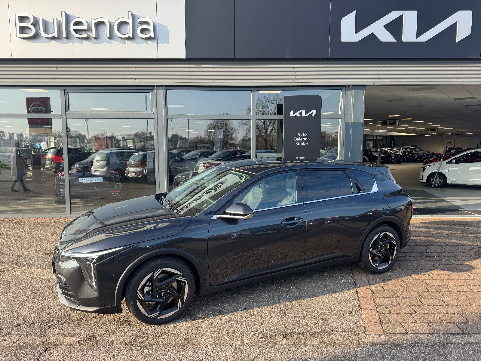 Kia K4 - Bild 1