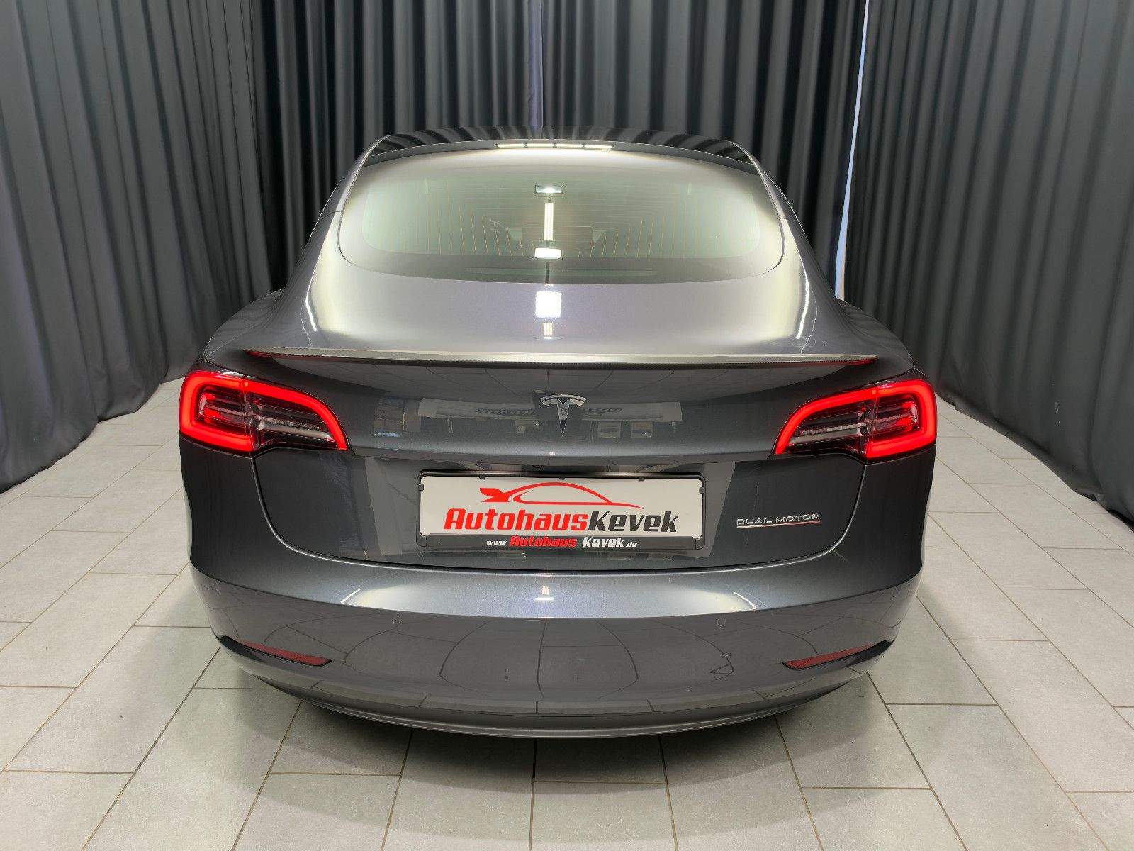 Fahrzeugabbildung Tesla Model 3 Performance Dual AWD |PANO|PREMIUM-SOUND