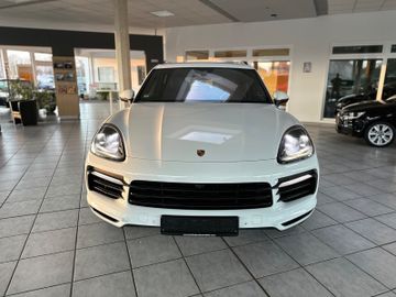 Porsche Cayenne - 2