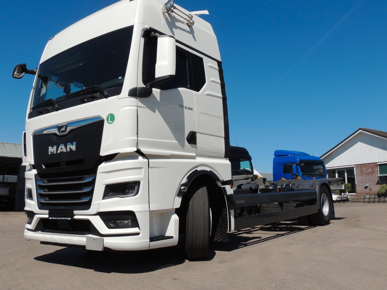 MAN TGX 18.360 LL BDF/Uunterfaltbühne/GX Haus