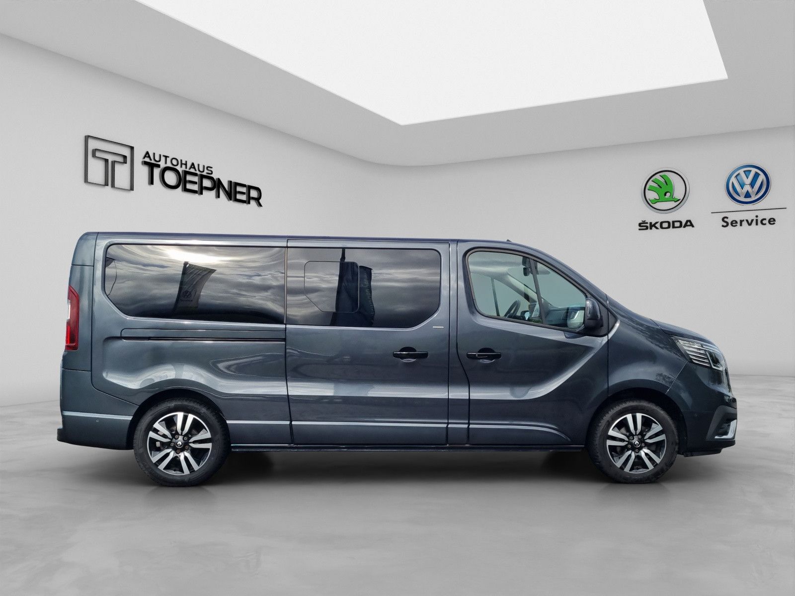 Fahrzeugabbildung Renault Trafic Combi L2H1 Grand SpaceClass 2,0 dCi autom