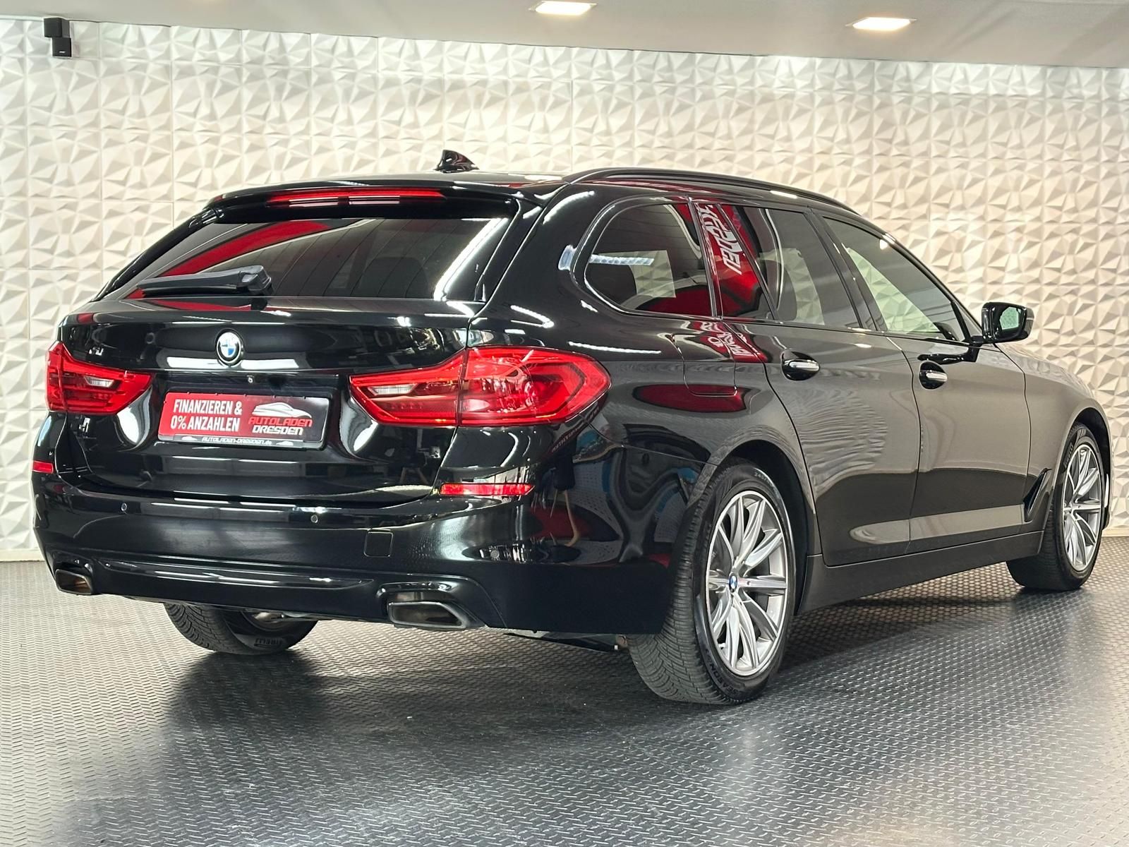 BMW 540i xDrive SPORT LINE SHADOW* LED#AHK#SHZ#PANO - Image 8