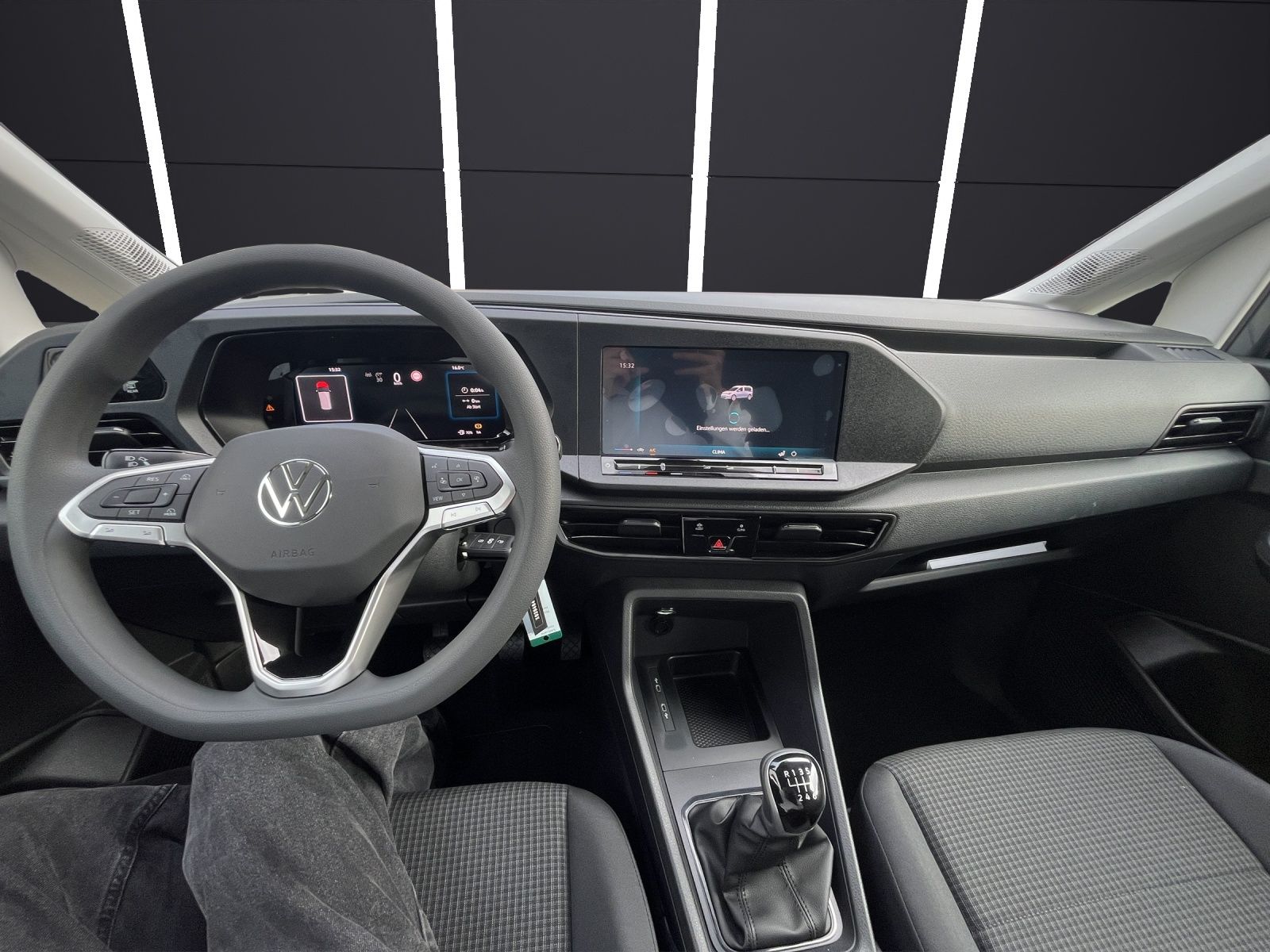 Fahrzeugabbildung Volkswagen Caddy Kasten 2.0 TDI KLIMA PDC GRA VORB. AHK