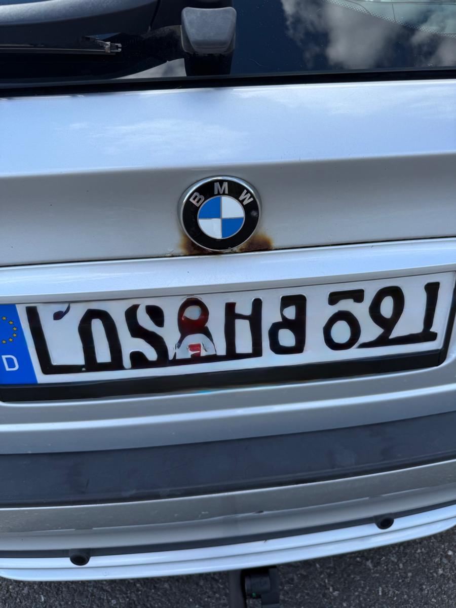 BMW 325 2004 — photo 13