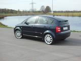 Audi AUDI A2 1.6 (110PS), Kobaldblau - gebrauchte Audi A2 aus dem Jahr 2003