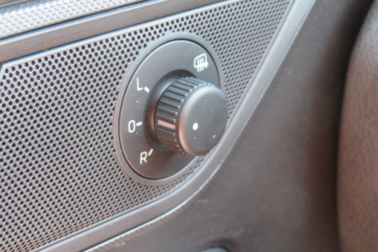 Fahrzeugabbildung SKODA Fabia Combi ALU16`PDC NEBEL APP-CONNECT 1.H