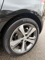 Peugeot 308 1.2 PureTech 2016 - Peugeot: 201