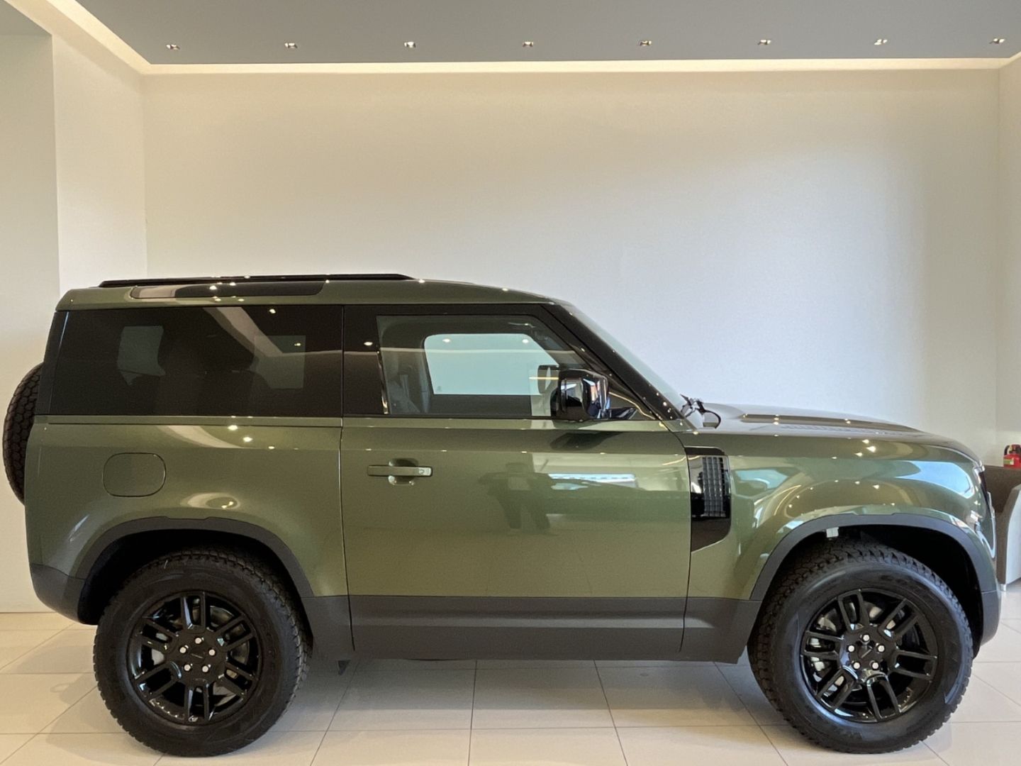 Land Rover Defender - Bild 6